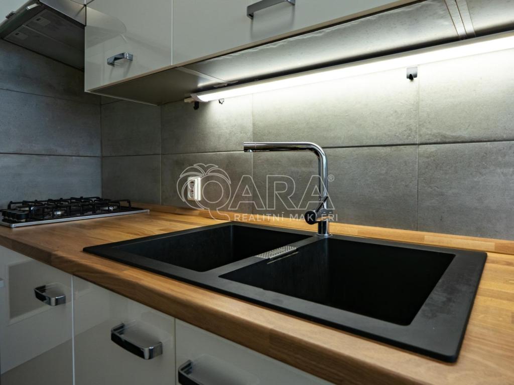 Prodej bytu 3+kk 71 m2, Praha – náhled fotky 8