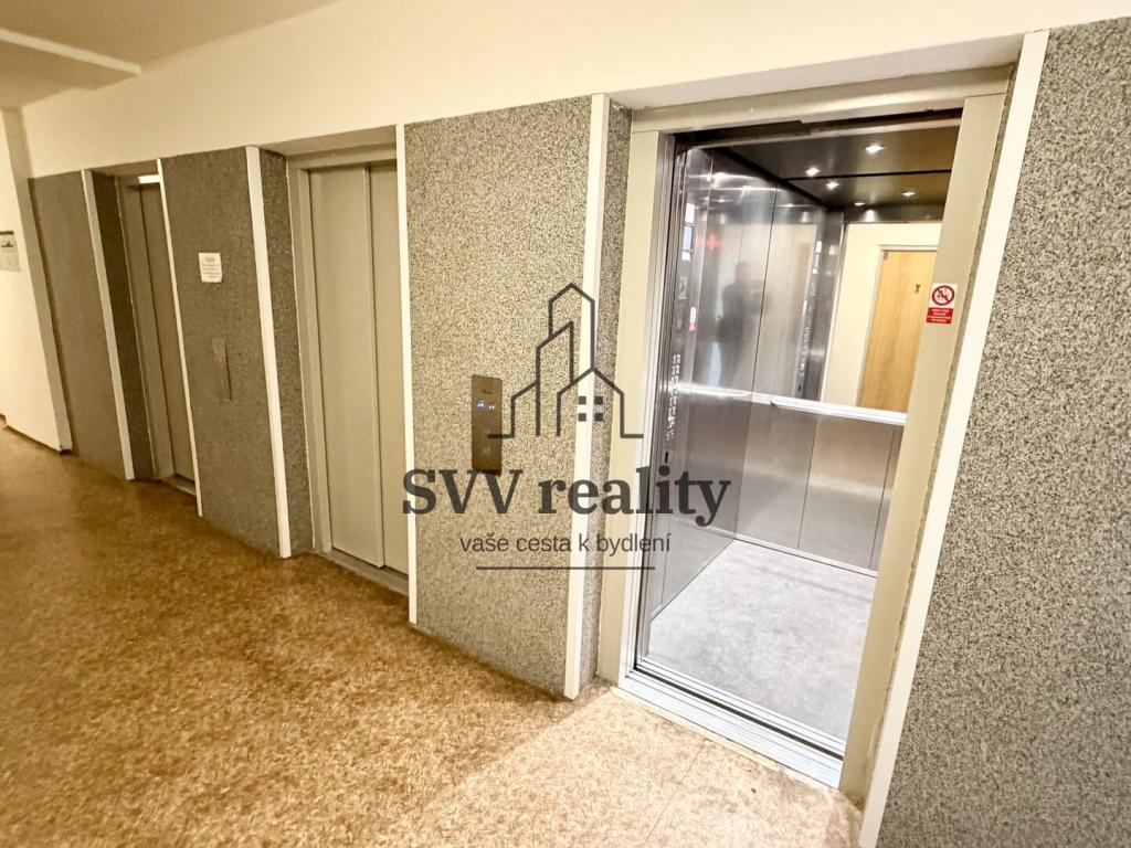 Prodej bytu 1+1 33 m2, Praha – náhled fotky 10