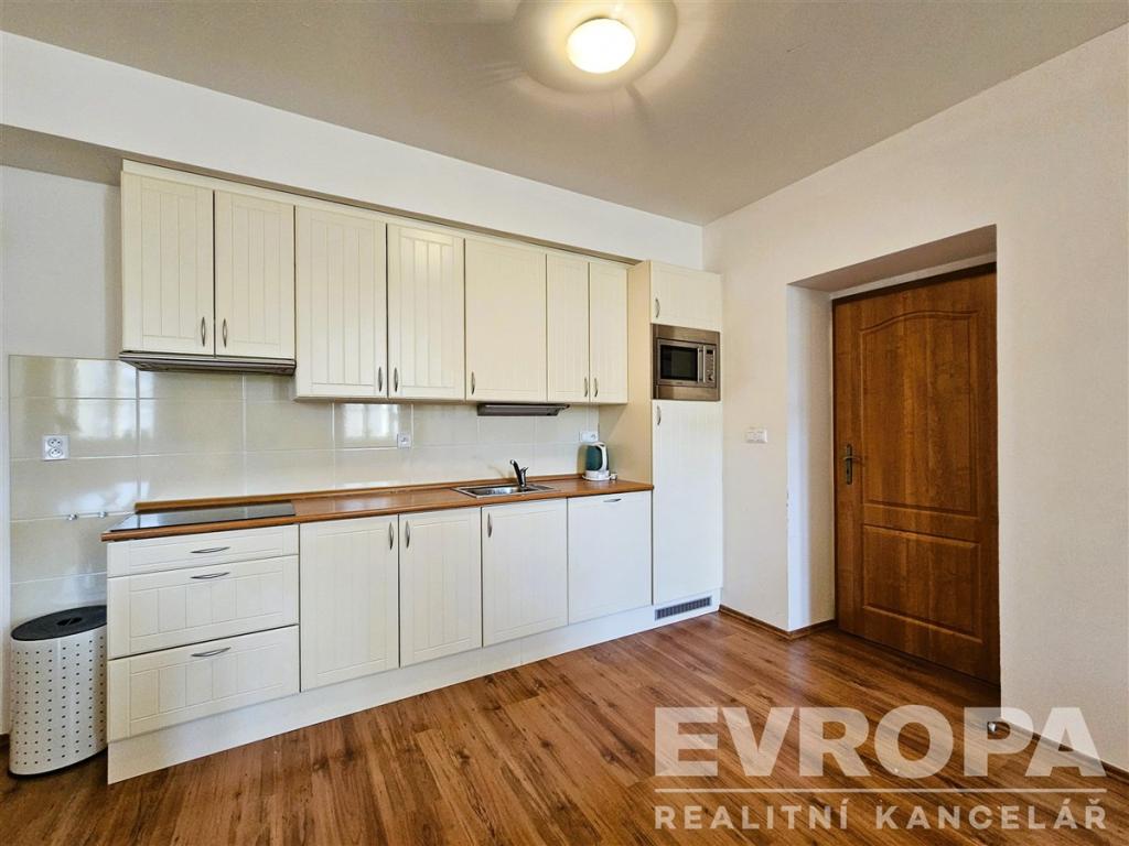 Pronájem bytu 2+kk 70 m2