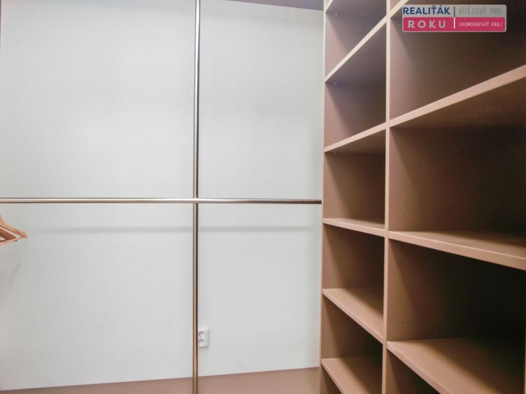 Pronájem bytu 2+kk 45 m2