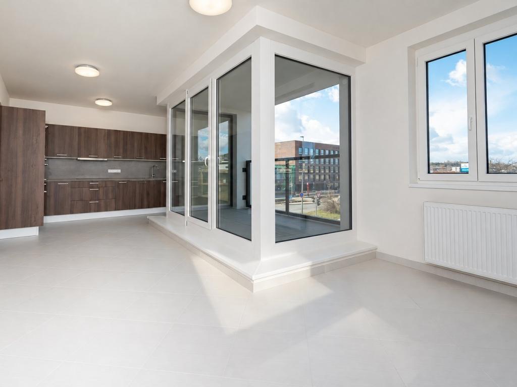 Pronájem bytu 2+kk 53 m2, Praha – náhled fotky 2
