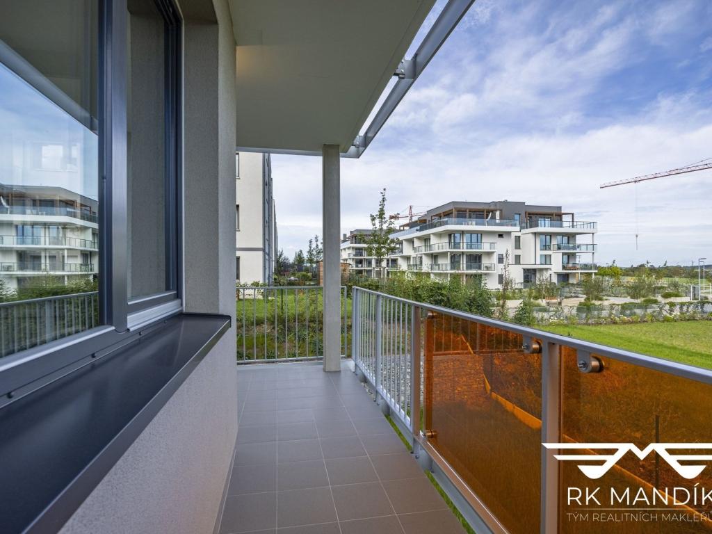 Pronájem bytu 3+kk 86 m2, Praha – náhled fotky 22