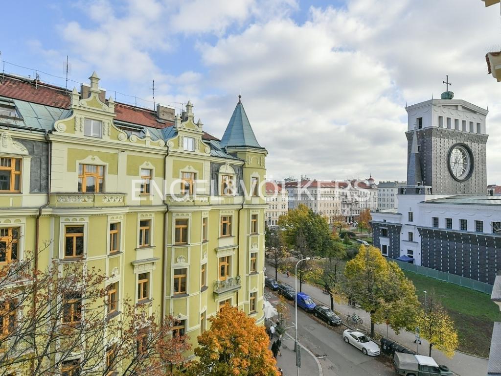 Pronájem bytu 2+kk 56 m2, Praha – náhled fotky 11