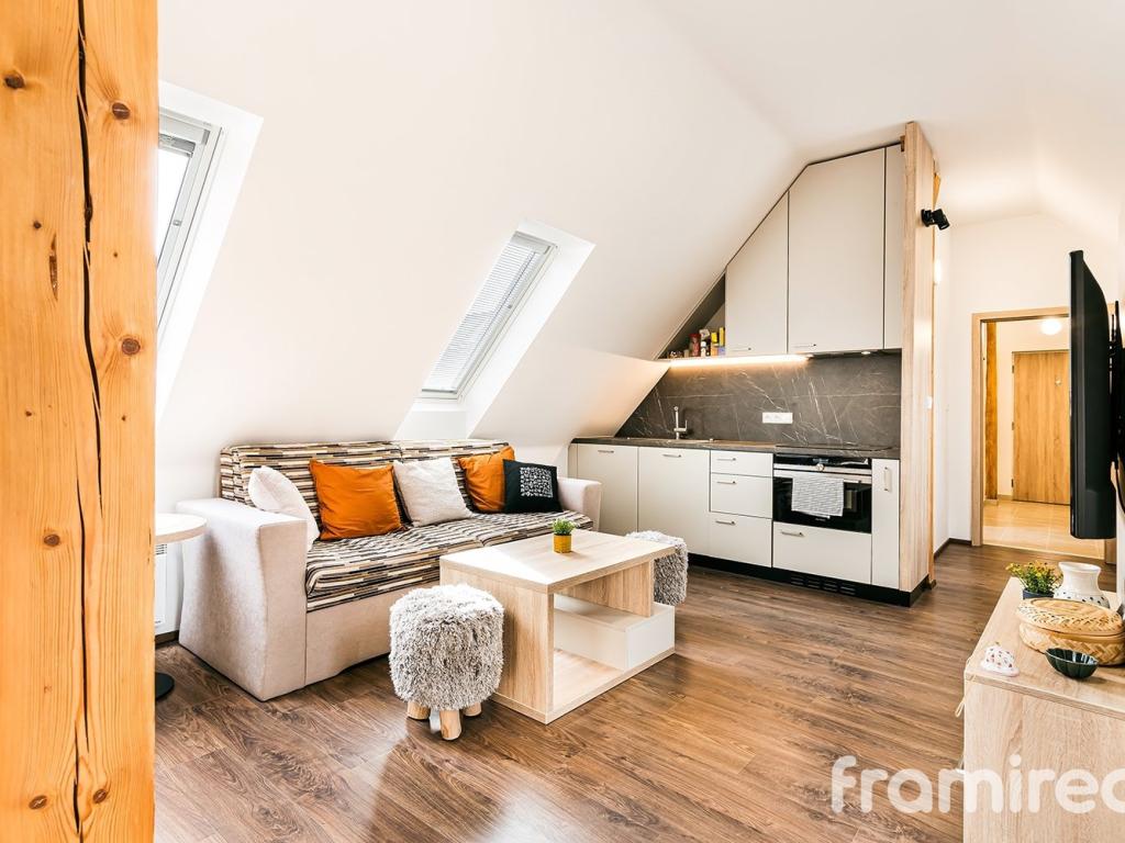 Pronájem bytu 3+kk 75 m2