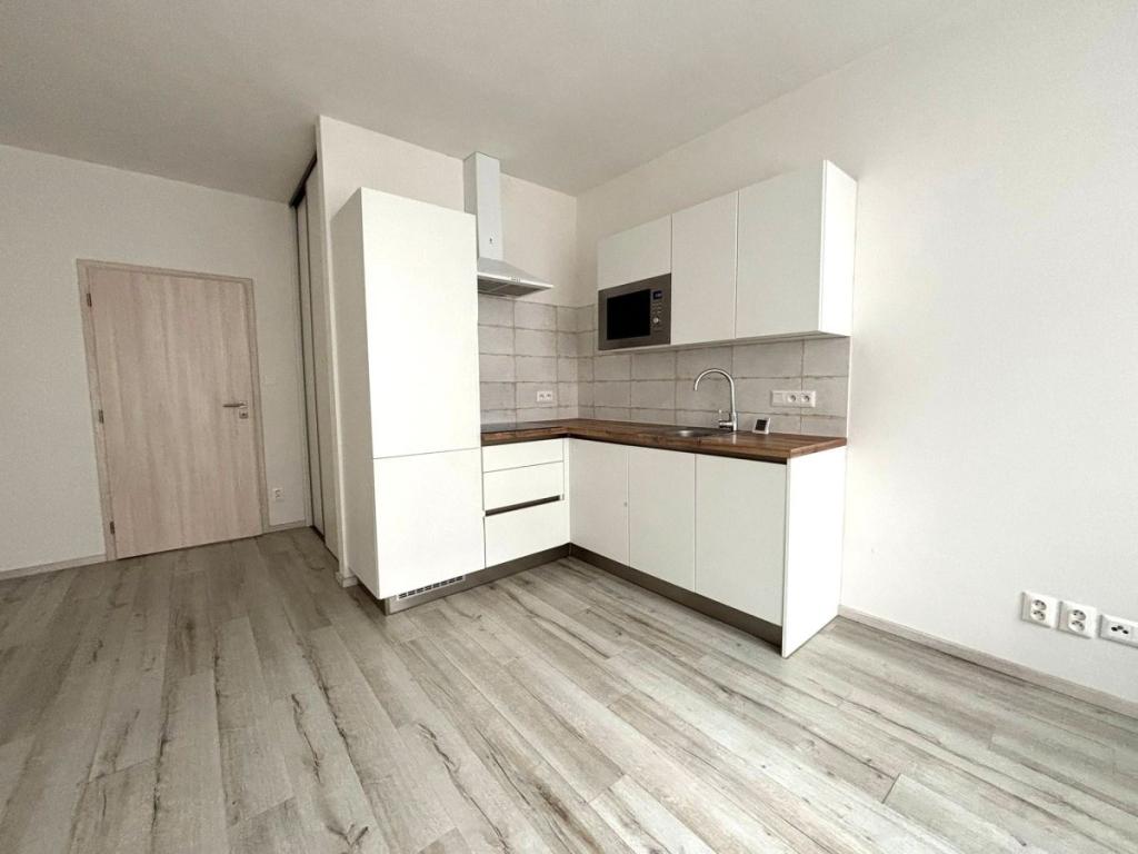 Pronájem bytu 1+kk 29 m2
