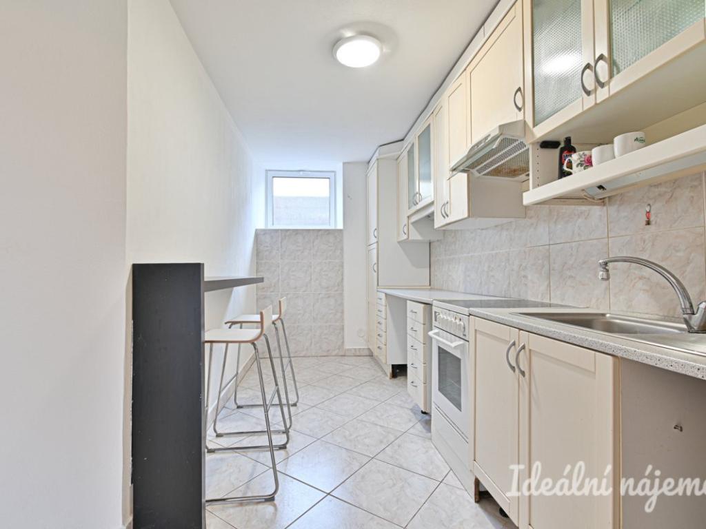 Pronájem bytu 1+1 30 m2