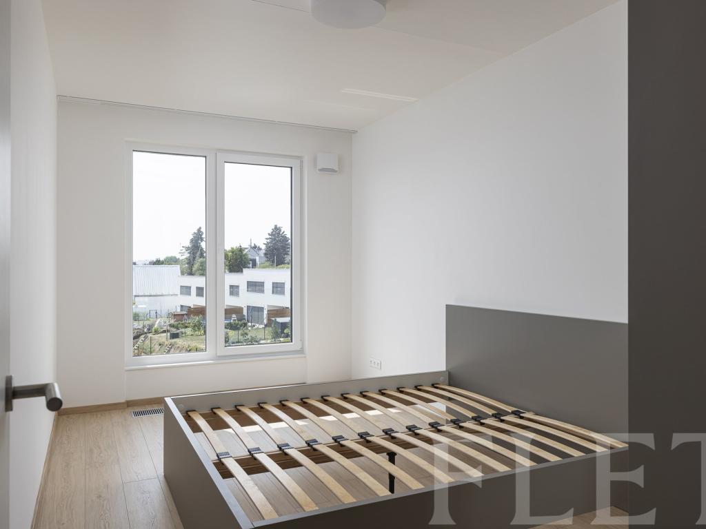Pronájem bytu 2+kk 47 m2, Praha – náhled fotky 10