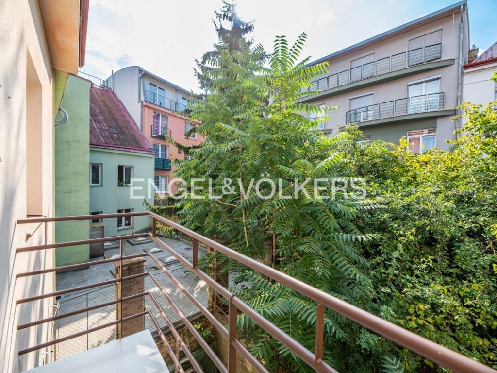 Pronájem bytu 3+kk 82 m2, Praha – náhled fotky 9