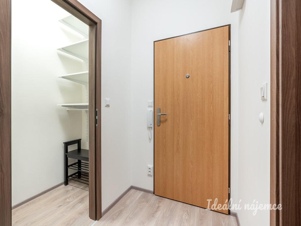 Pronájem bytu 1+kk 33 m2