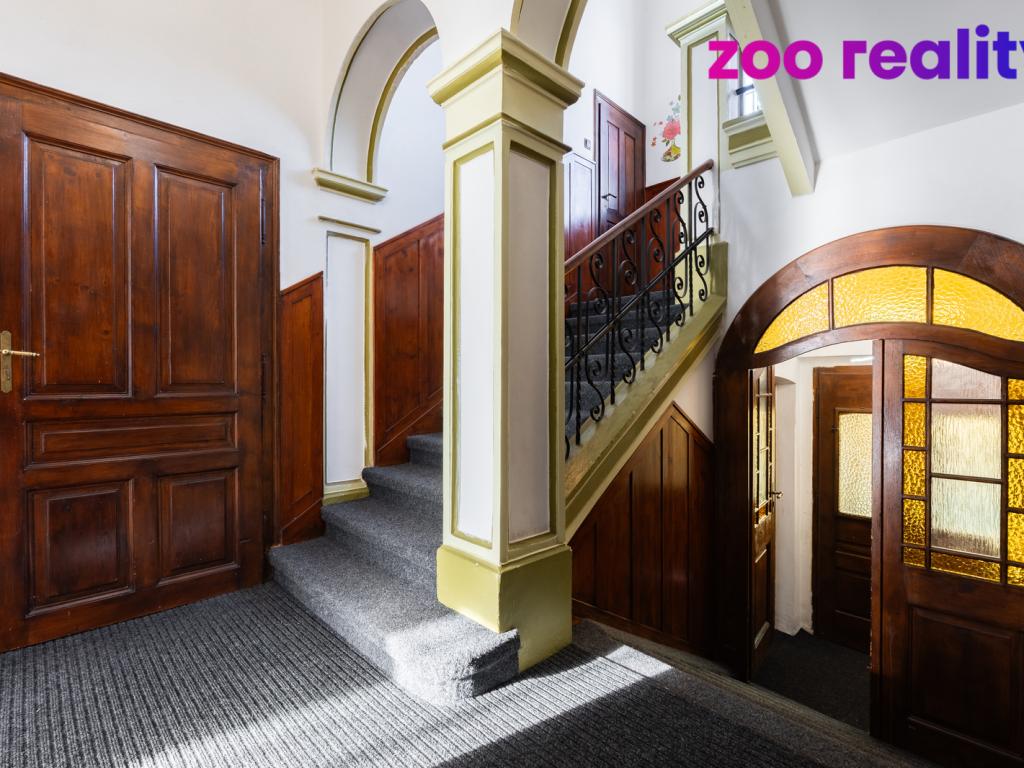 Prodej domu 355 m² – pohled 2