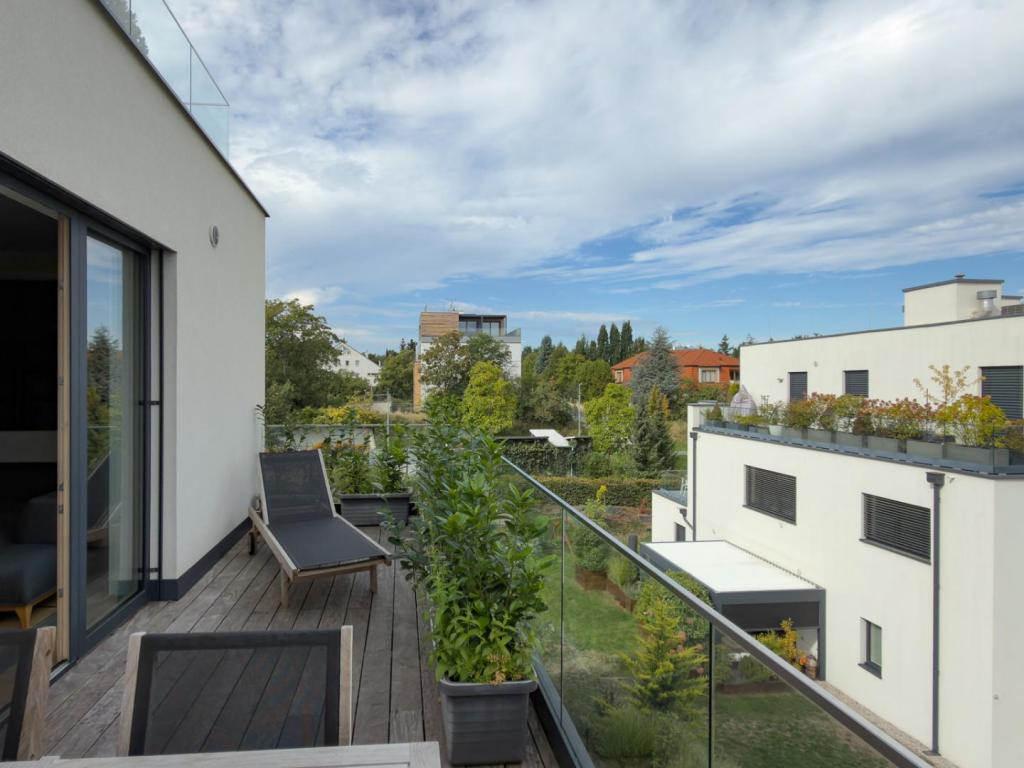 Pronájem bytu 3+kk 109 m2, Praha – náhled fotky 21