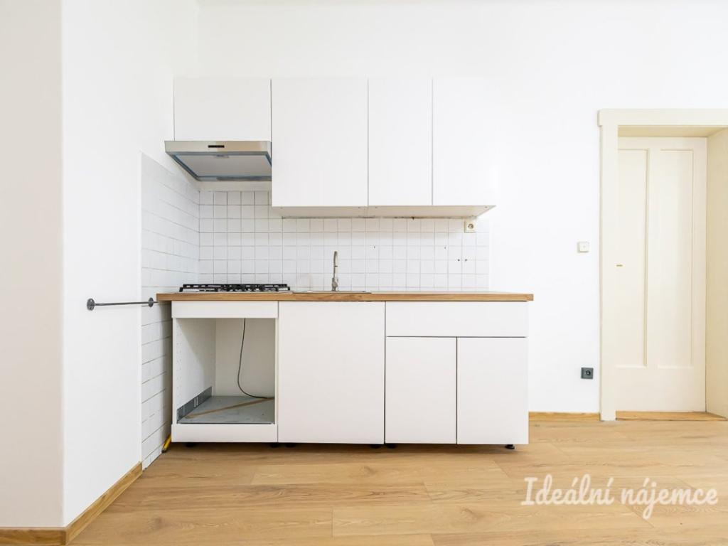 Pronájem bytu 2+kk 52 m2, Praha – náhled fotky 5