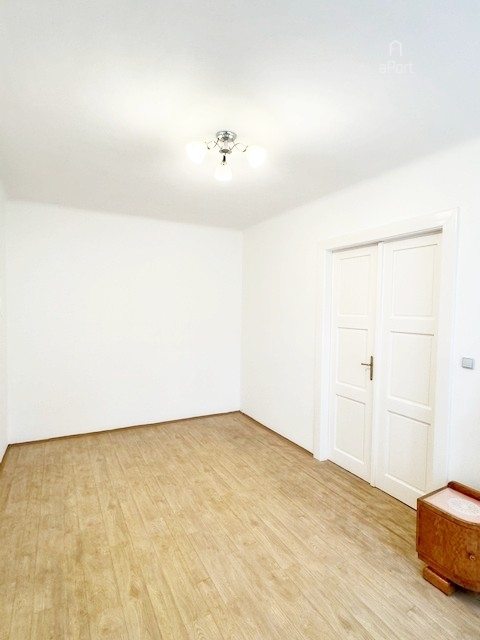 Pronájem bytu 2+1 69 m² – pohled 6