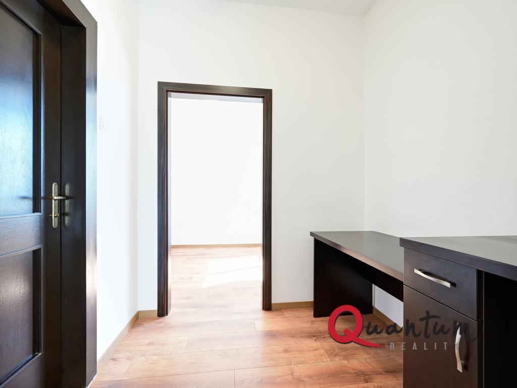 Prodej bytu 1+kk 19 m2, Praha – náhled fotky 6