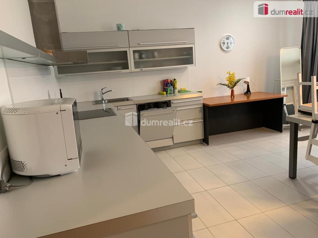 Pronájem bytu 3+kk 73 m2