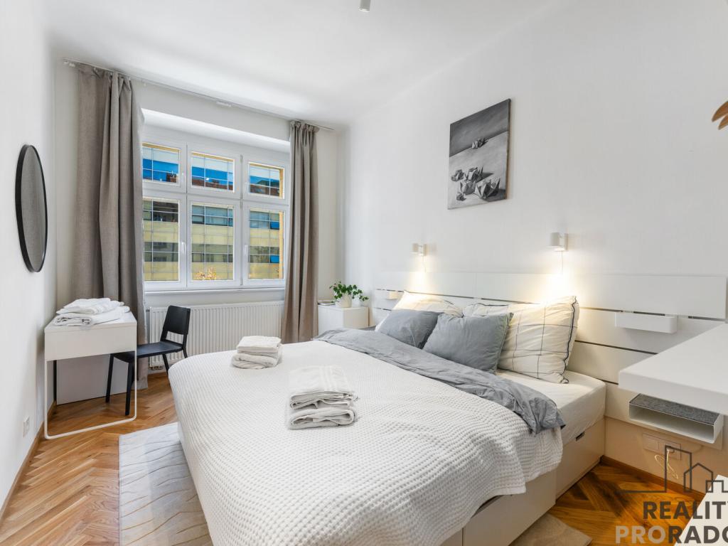 Prodej bytu 2+kk 40 m2, Praha – náhled fotky 5