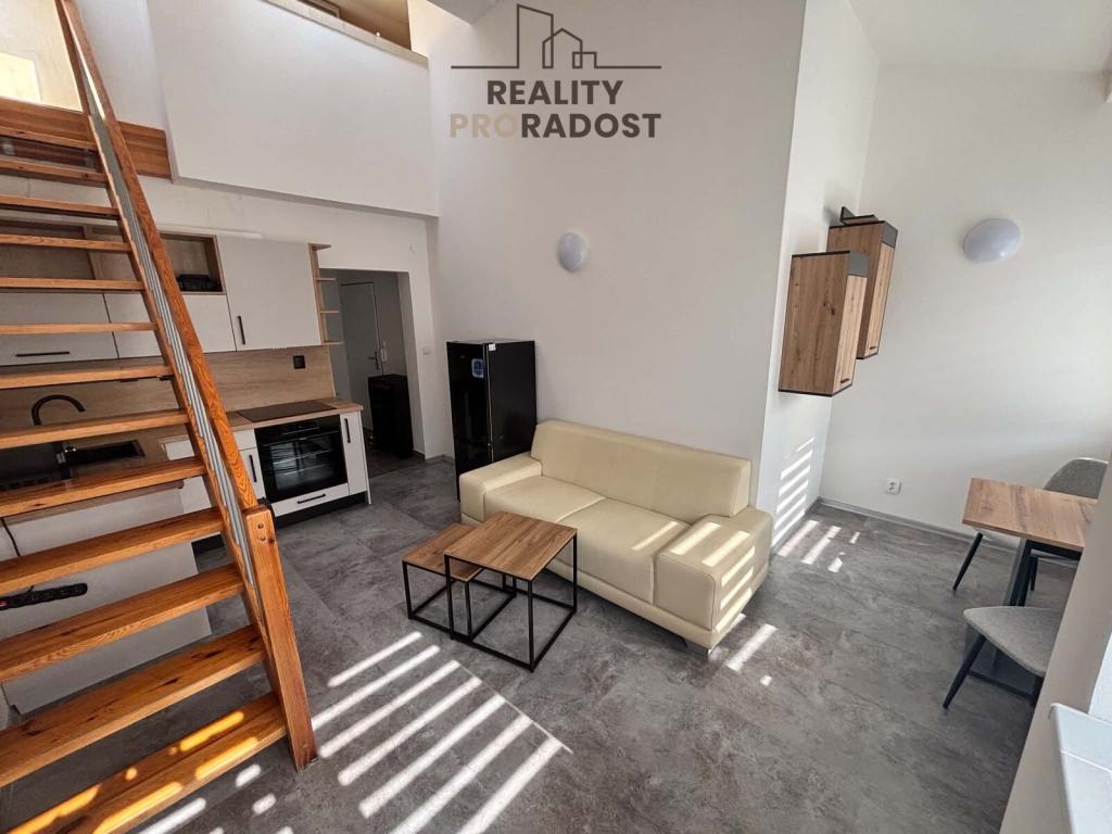 Pronájem bytu 2+kk 37 m2