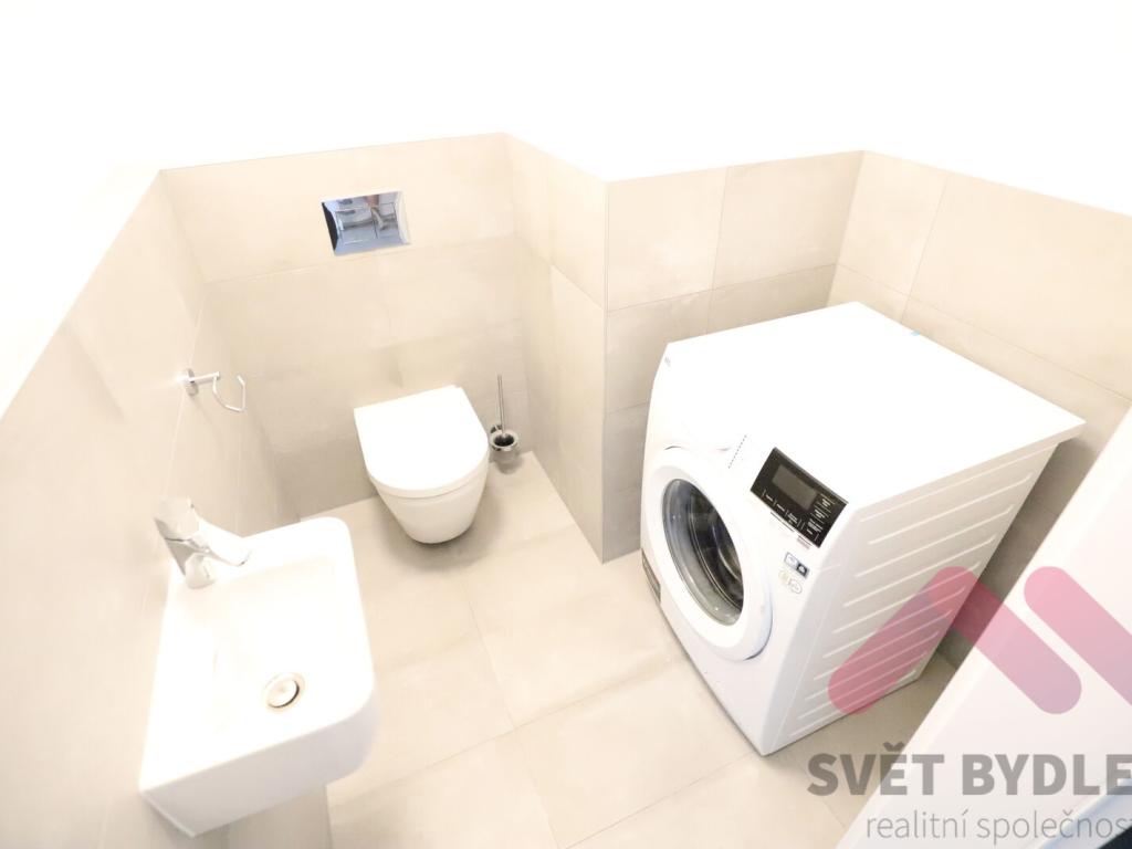 Pronájem bytu 3+kk 67 m2, Praha – náhled fotky 17