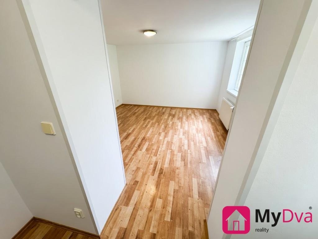 Pronájem bytu 1+1 29 m2