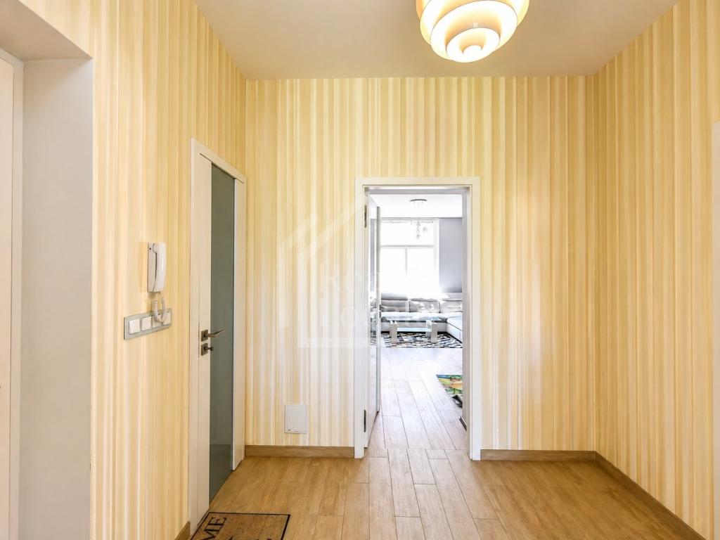 Pronájem bytu 3+1 95 m2, Praha – náhled fotky 11