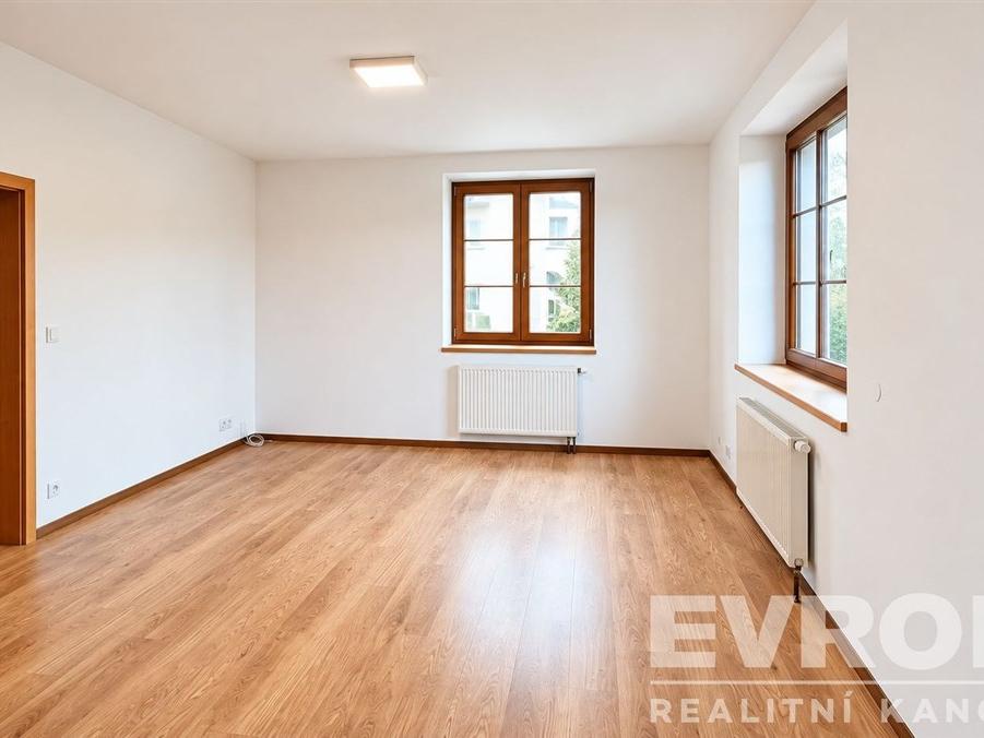 Pronájem bytu 2+kk 52 m2