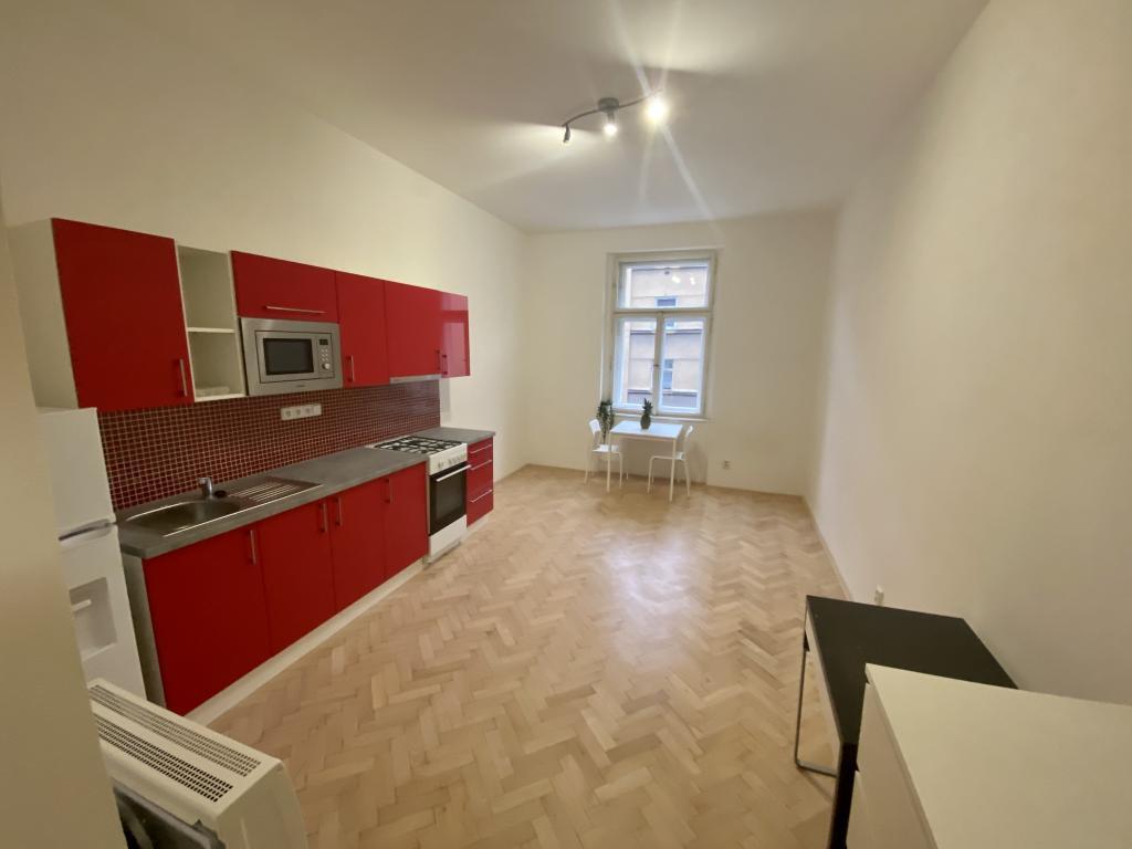 Pronájem bytu 1+kk 28 m2