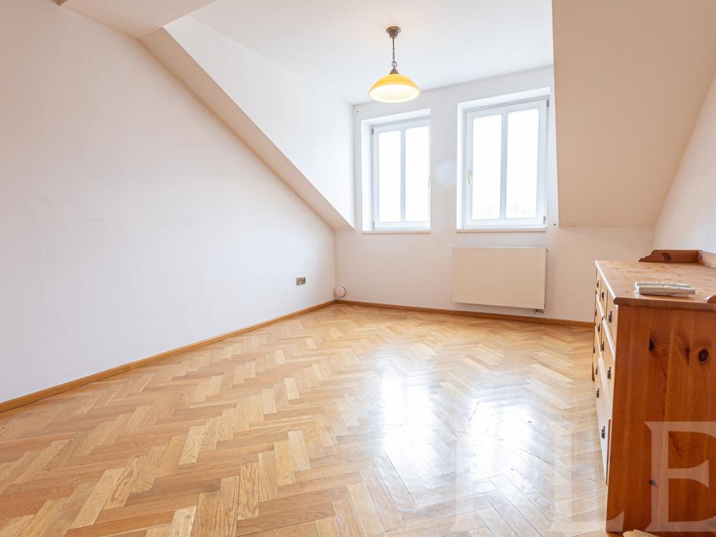 Pronájem bytu 3+1 117 m2, Praha – náhled fotky 15