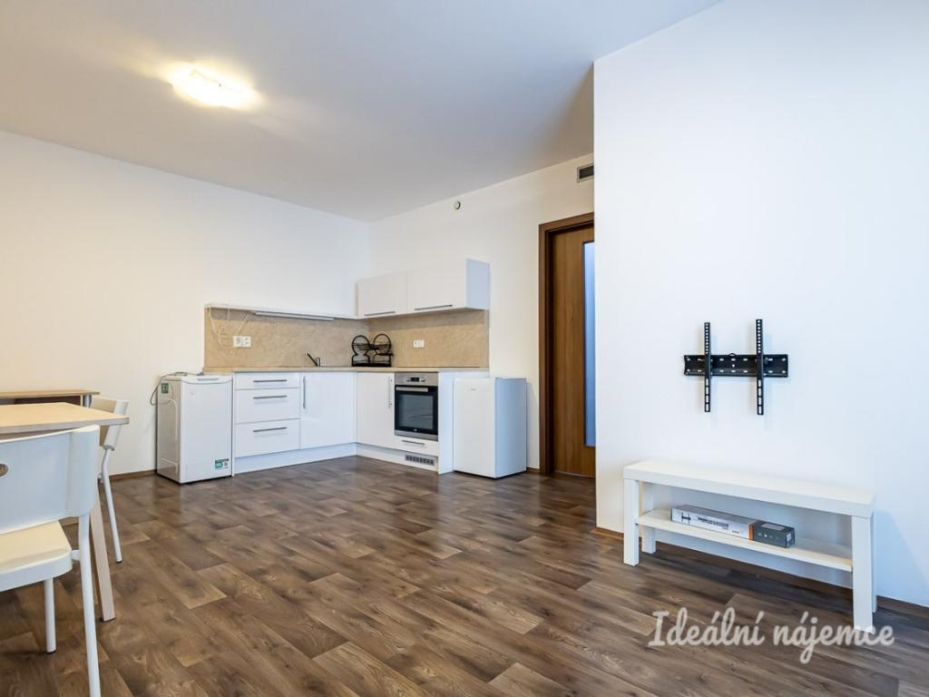 Pronájem bytu 2+kk 44 m2, Praha – náhled fotky 6