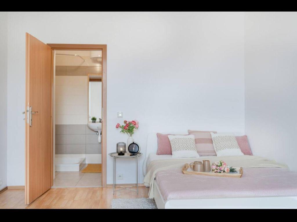 Pronájem bytu 2+kk 48 m2