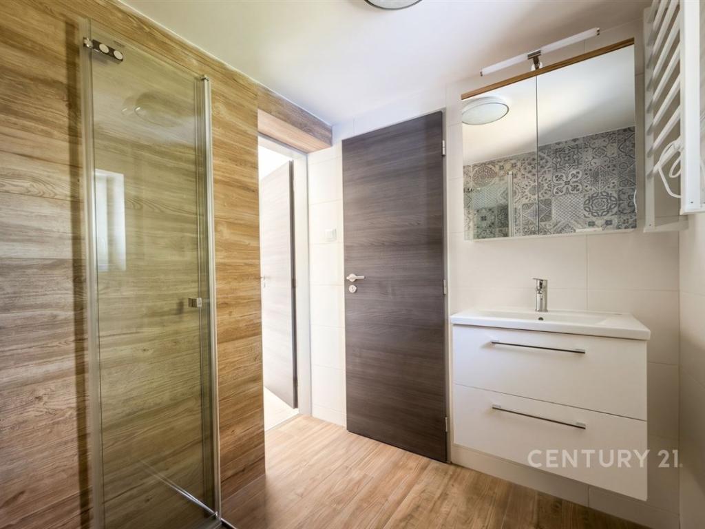 Pronájem bytu 3+kk 49 m2