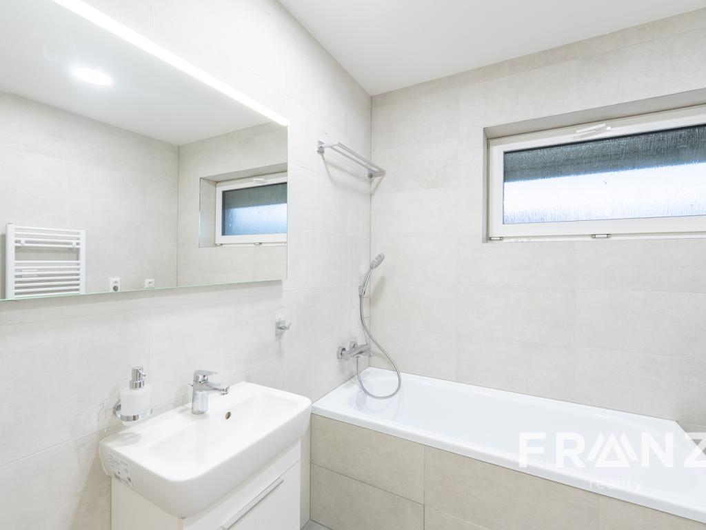 Pronájem bytu 2+kk 43 m2