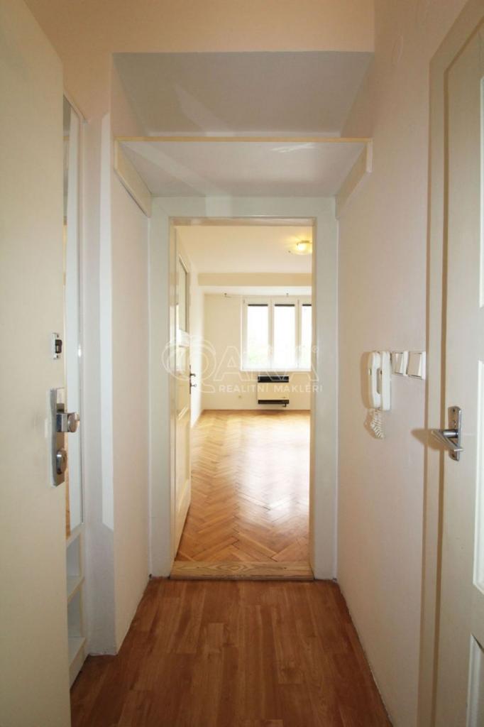 Pronájem bytu 1+kk 26 m2