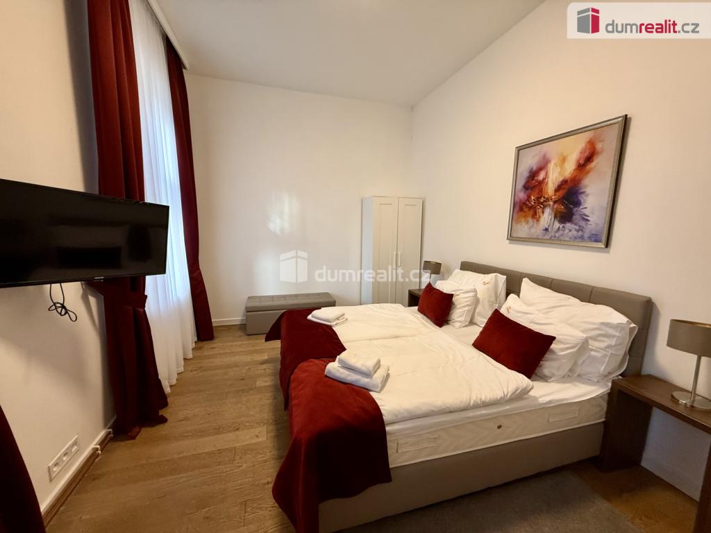 Pronájem bytu 3+1 125 m2