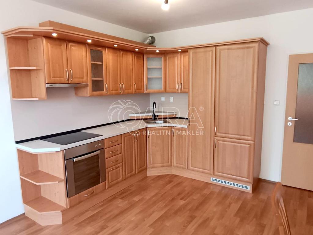 Pronájem bytu 2+kk 54 m2