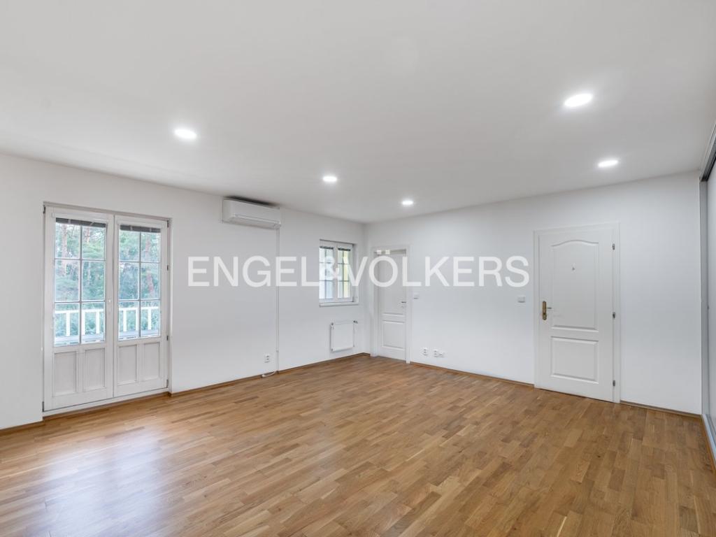 Pronájem domu 302 m2, Praha – náhled fotky 6