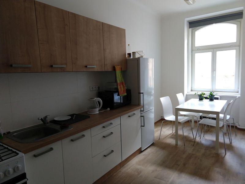 Spolubydleni bytu 2 lůžka 105 m2