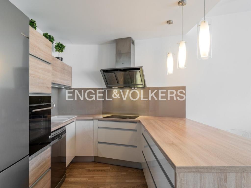 Pronájem bytu 4+kk 125 m2