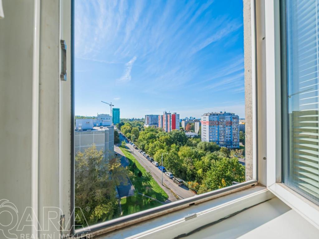 Prodej bytu 1+kk 30 m2, Praha – náhled fotky 9