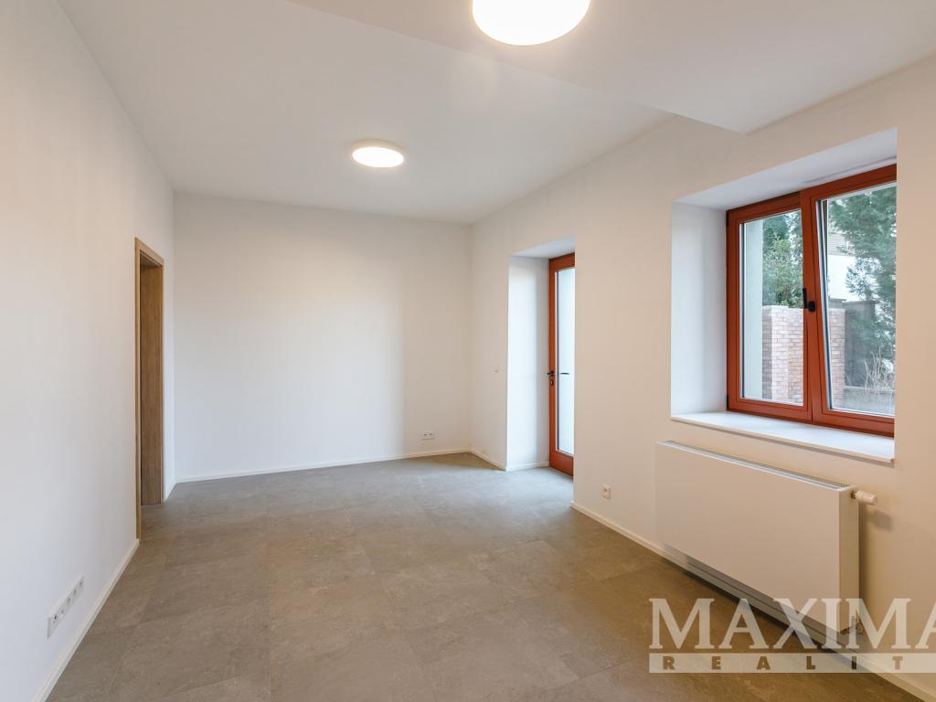 Pronájem bytu 1+kk 31 m2