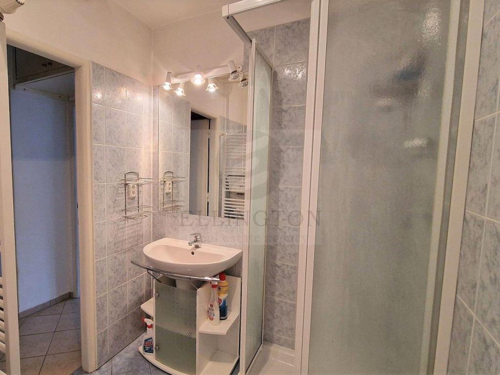 Pronájem bytu 1+1 40 m2