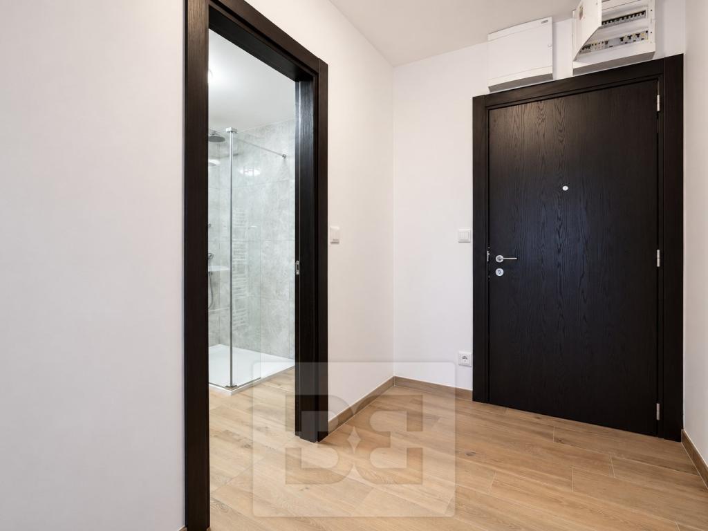 Pronájem bytu 2+kk 55 m2, České Budějovice – náhled fotky 16