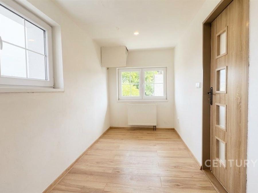 Pronájem domu 150 m2, Dobrovíz – náhled fotky 9