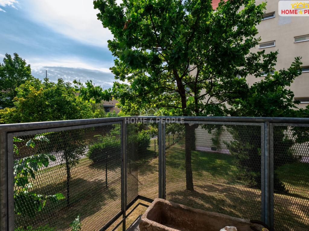 Prodej bytu 2+kk 48 m2, Praha – náhled fotky 2