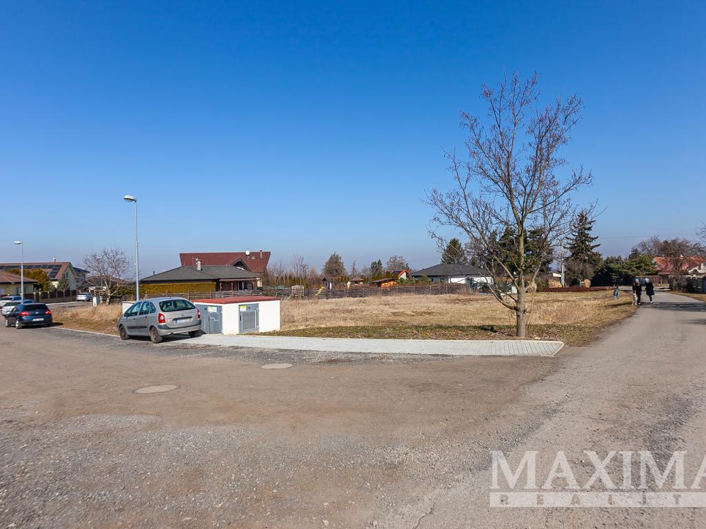 Prodej pozemku 1135 m2