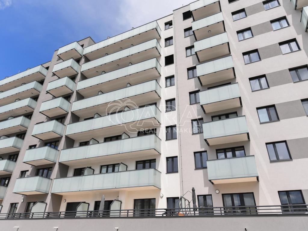 Pronájem bytu 1+kk 34 m2
