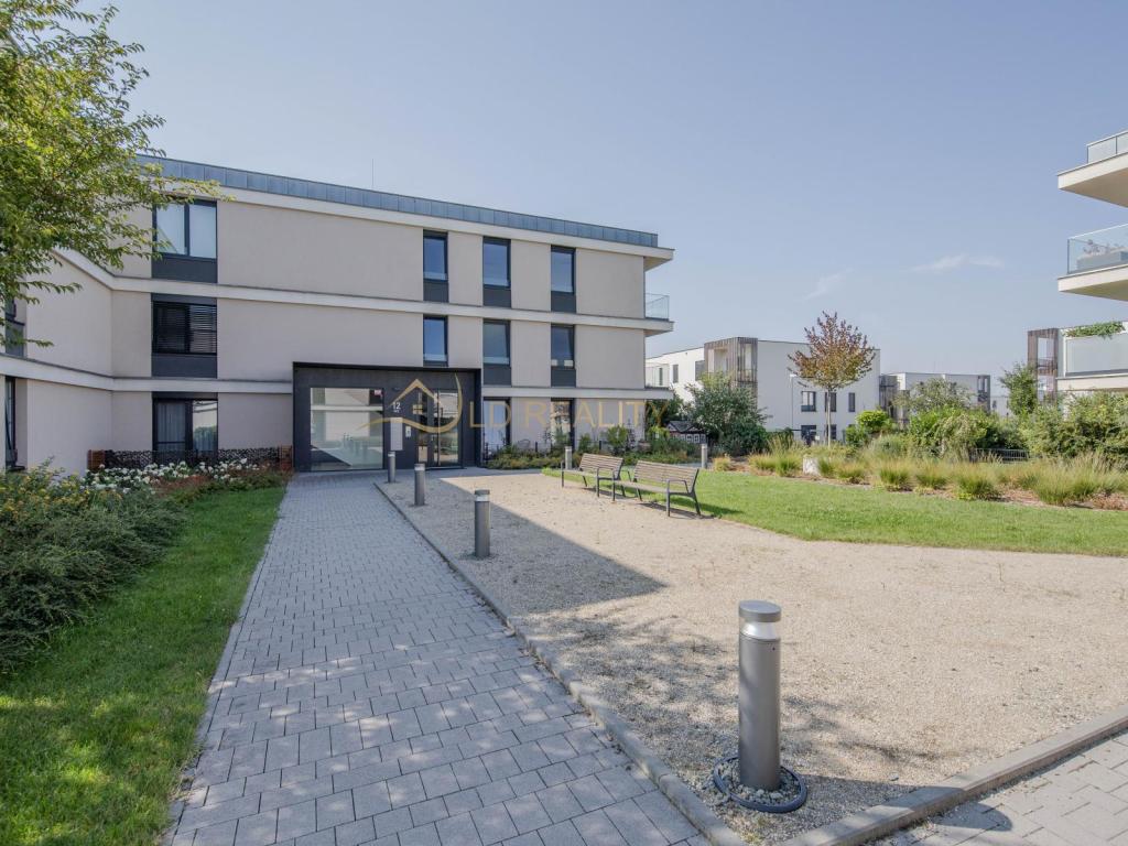 Pronájem bytu 3+kk 108 m2