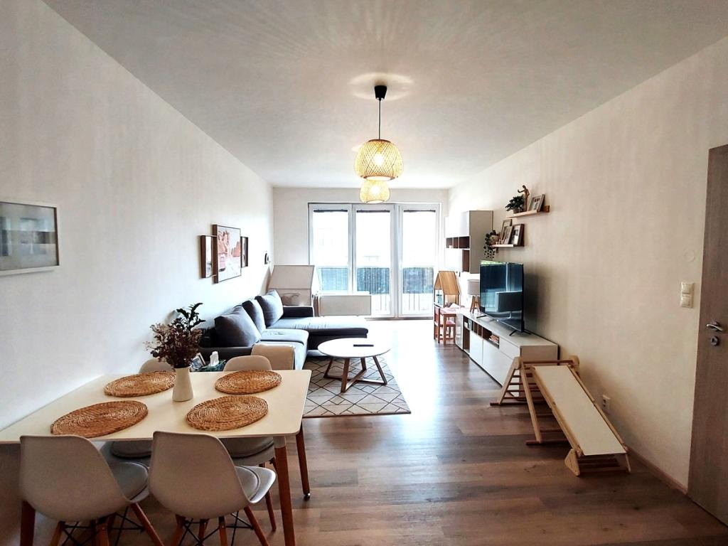 Pronájem bytu 2+kk 68 m2