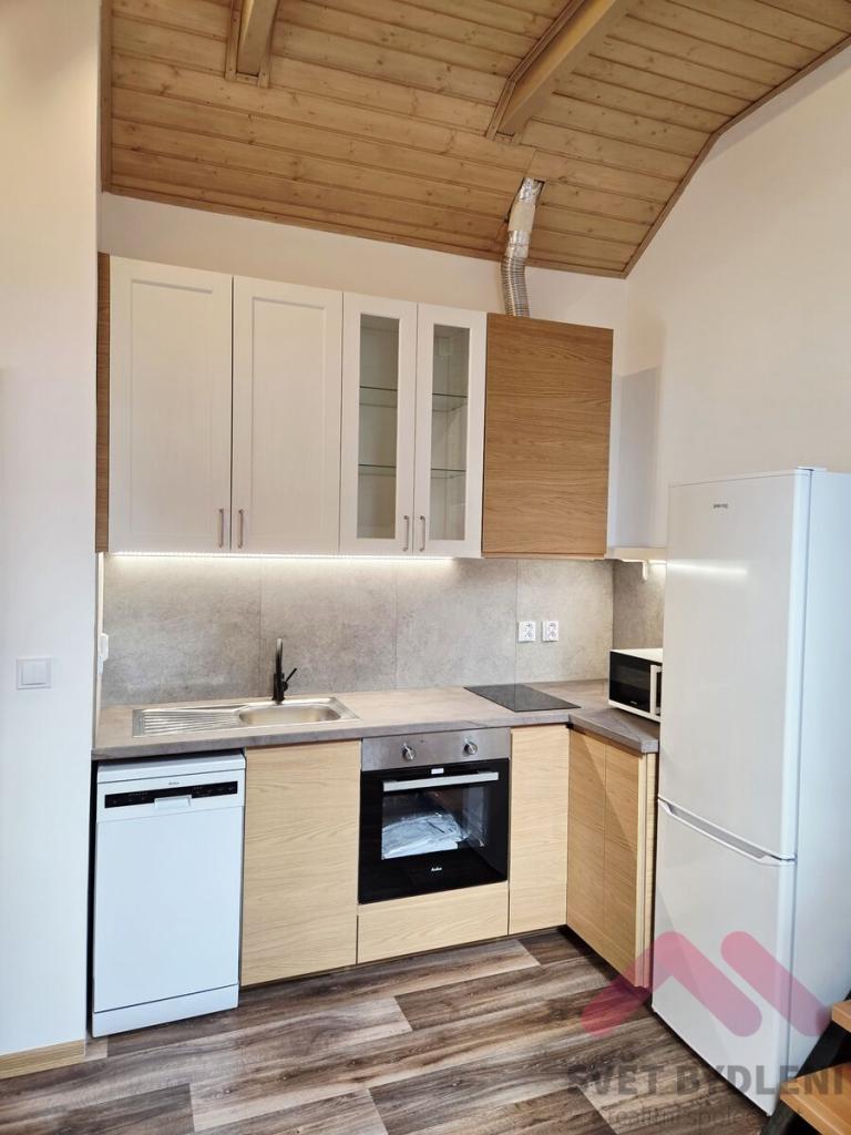 Pronájem bytu 3+kk 85 m2