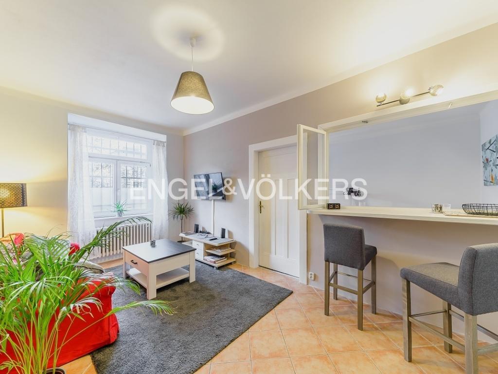 Pronájem bytu 2+kk 50 m² – pohled 6