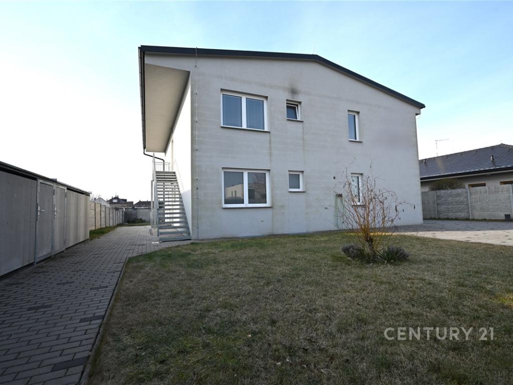 Pronájem bytu 2+kk 70 m2